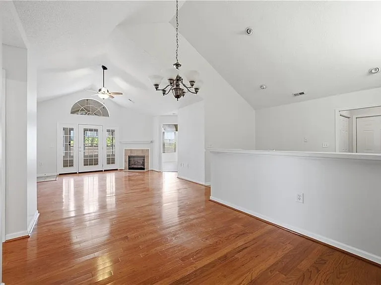 19108 Harvest Ridge Ln #19 — Photo 10