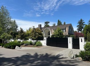 7728 Overlake Dr W, Medina, WA 98039