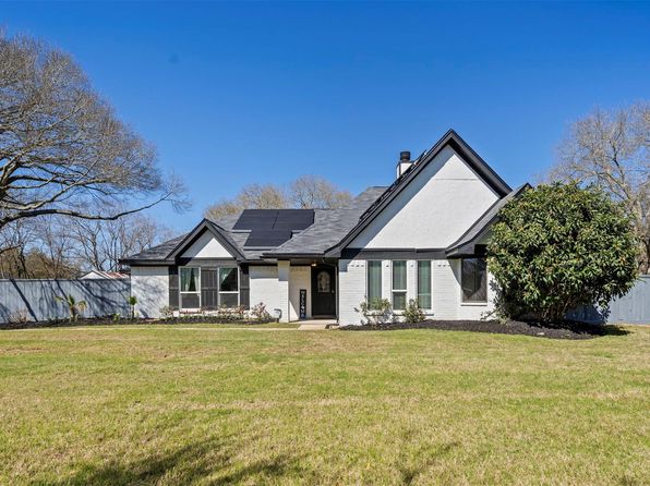16204 Charolais Dr, Cypress, TX 77429