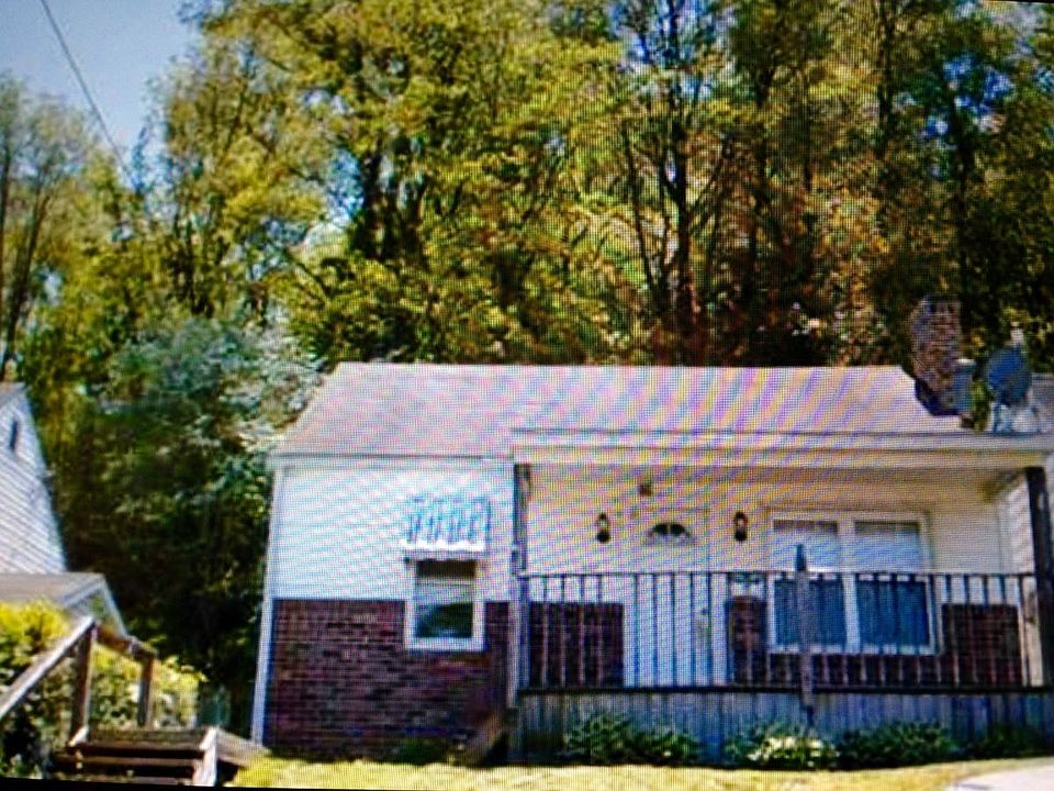 1st image of 20L Jefferson St