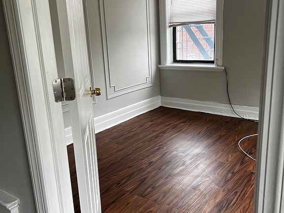 2nd image of 265 Union St Unit 4