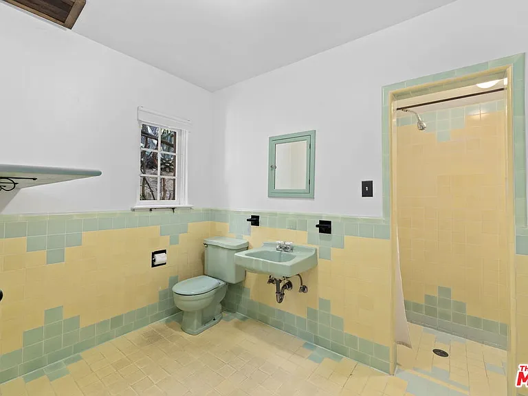1431 W Avon Park Ter — Photo 24