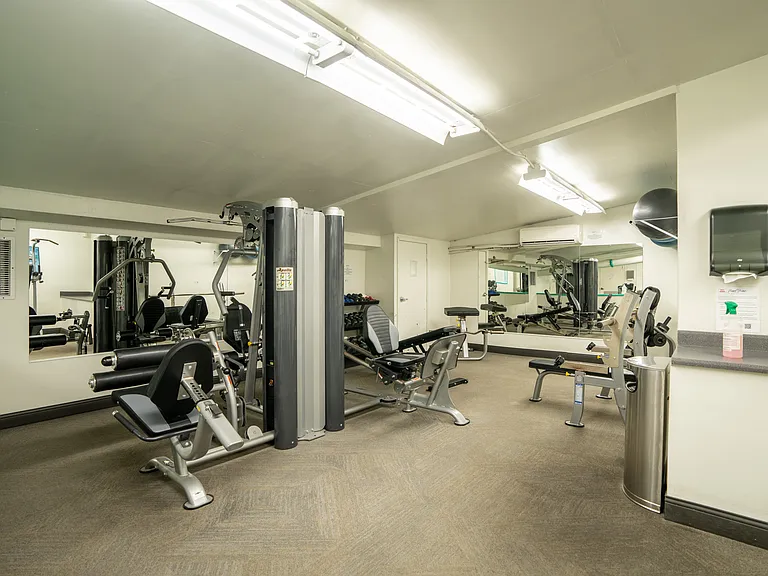 909 Kapiolani Blvd #2702 — Photo 15