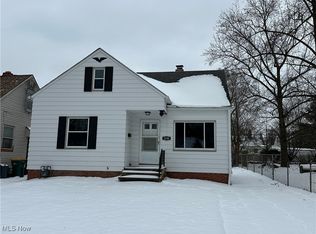 5185 Anthony St, Maple Heights, OH 44137