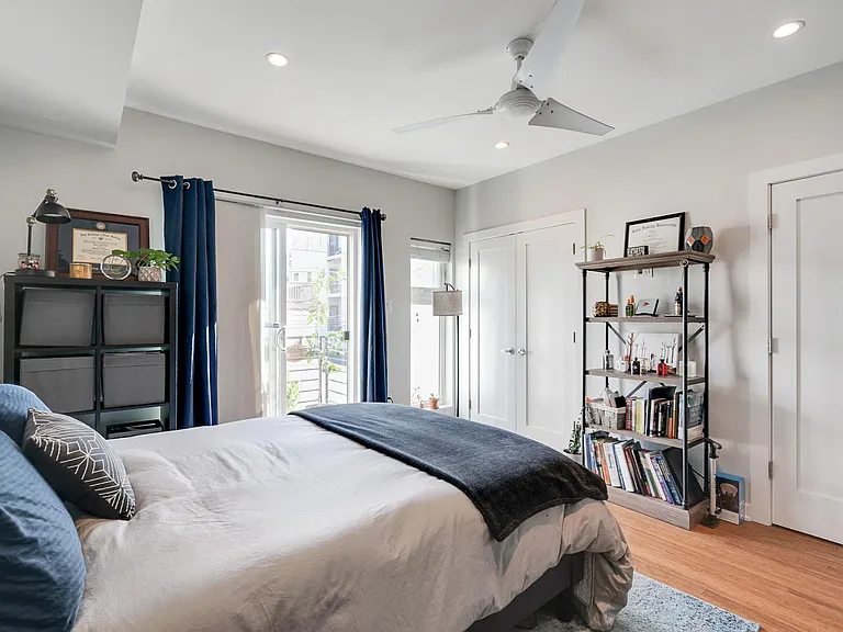 1637 Carpenter St #2 — Photo 19