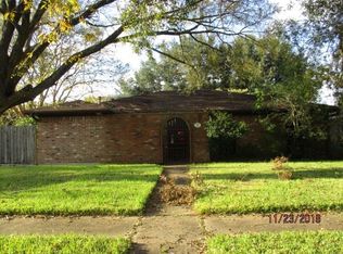 703 Voyager Dr, Houston, TX 77062