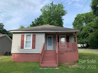 611 N Scruggs St, Gastonia, NC 28052