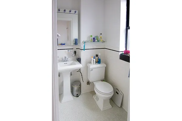 Rented by Fox Residential Group | media 12