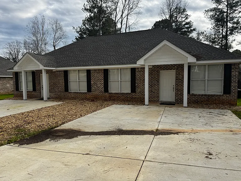 1450 Lee Stokes Rd — Photo 13