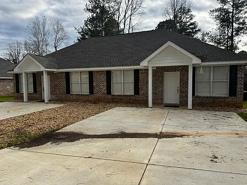 1450 Lee Stokes Rd Photo 1