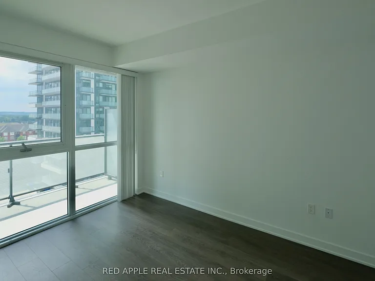 75 Oneida Cres #612 — Photo 4