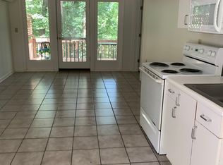339 Greenville St APT A, Saluda, NC 28773