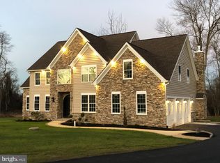 2391 Old Bristol Rd, Holland, PA 18966