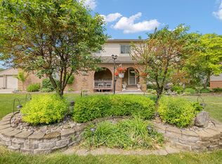 39103 Augusta Ave, Sterling Heights, MI 48313