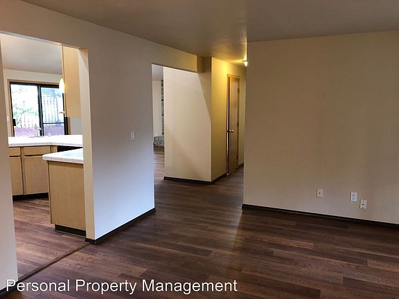 2nd image of 3009 NE 95th St