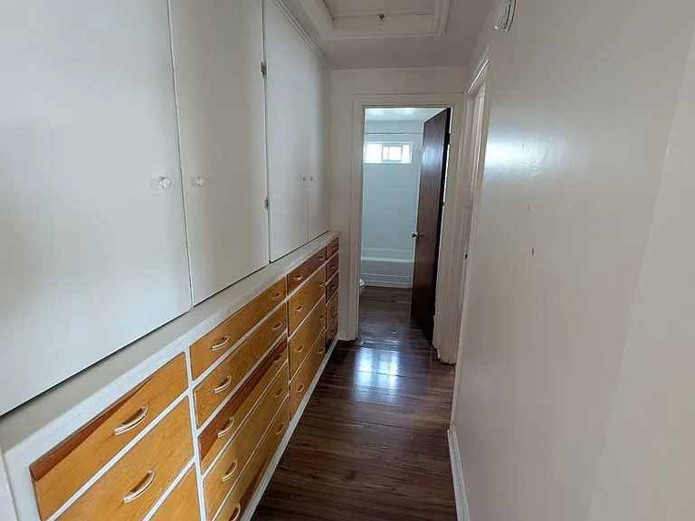 3614-3628 Summers Ln — Photo 7