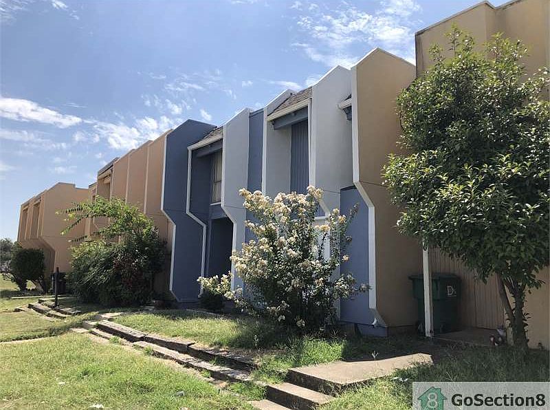 1st image of 522 Alegre Vista Dr