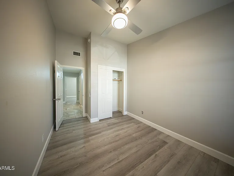 1118 S Surfside Dr — Photo 22