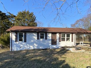 125 Fisk Dr, La Vergne, TN 37086