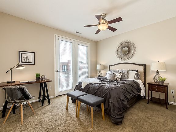 5th image of 121 E Noble St APT 3