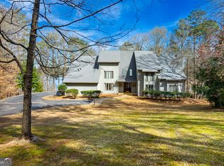 2010 Foxcroft Dr, Lagrange, GA 30240