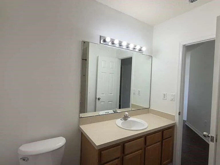 4317 Paradise Cove Ct — Photo 18