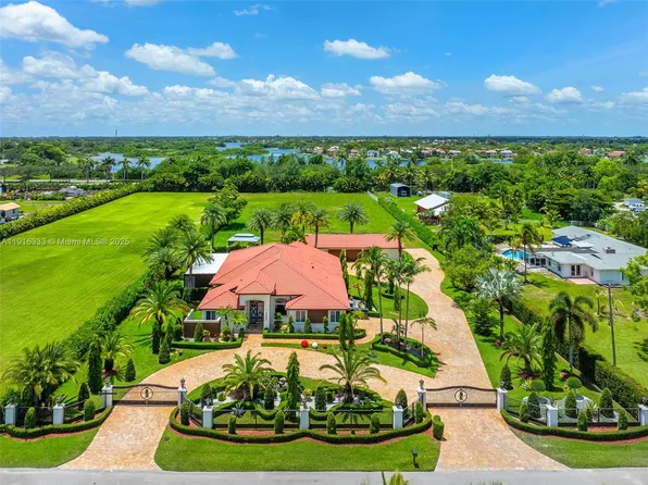 17490 SW 70th Pl, Fort Lauderdale, FL 33331