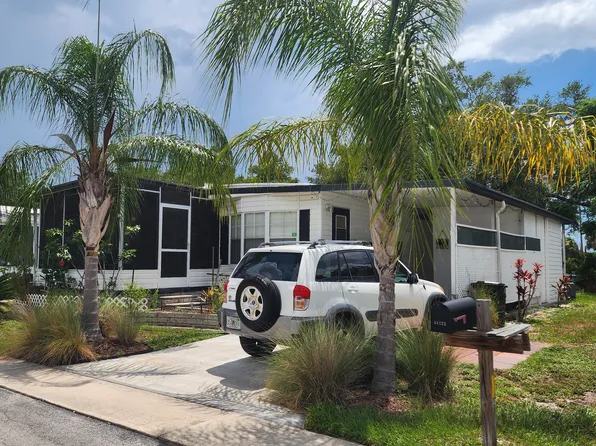 14233 Mayfair Ave #102, Hudson, FL 34667
