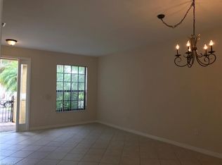 7310 Bristol Cir, Naples, FL 34120