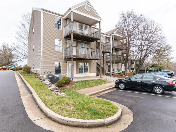 858 Malabu Dr APT 5000, Lexington, KY 40502