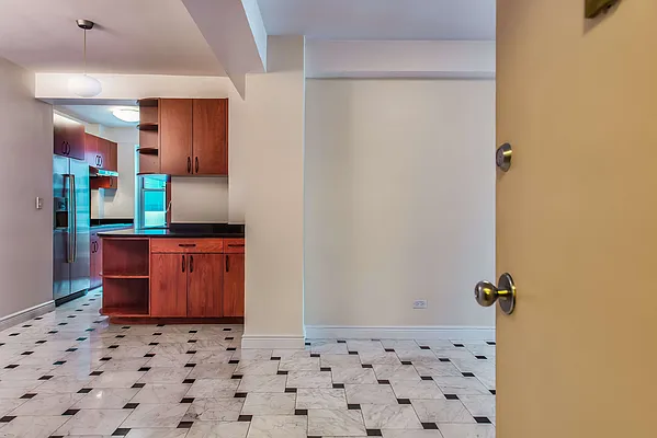 Rented by Bird & Swing LLC | media 31