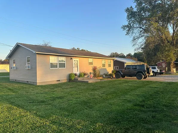47535 Yellow Bush Rd, Racine, OH 45771