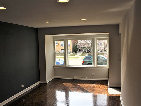 3rd image of 3711 S Austin Blvd
