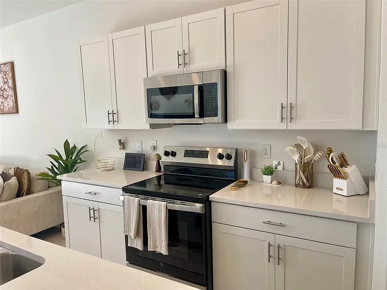 5909 Biscotti St — Photo 12