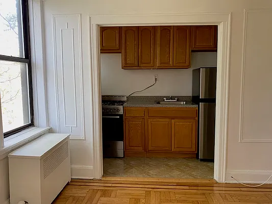 Rented by BSRG Realty | media 17