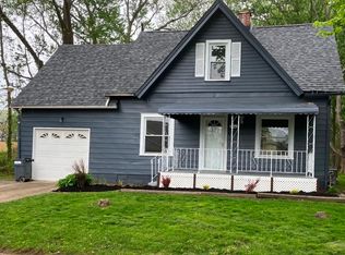 429 8th St, Struthers, OH 44471