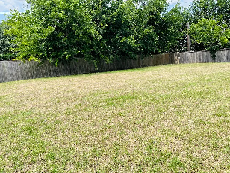 5621 Flowerwood Ln — Photo 31