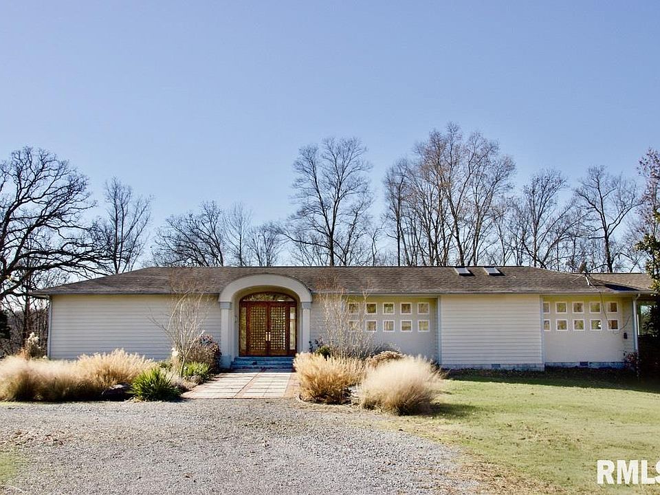 1st image of 251 Deerfield Ln