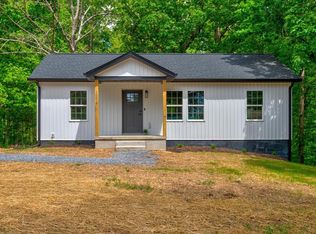 18014 L P Bailey Memorial Hwy, Nathalie, VA 24577