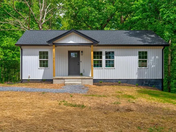 18014 L P Bailey Memorial Hwy, Nathalie, VA 24577