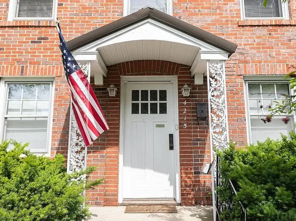 4215 Fairfield Ave, Fort Wayne, IN 46807