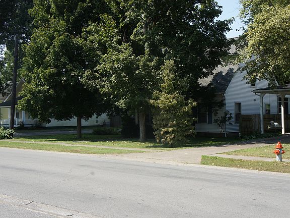 2nd image of 1701 North Ave