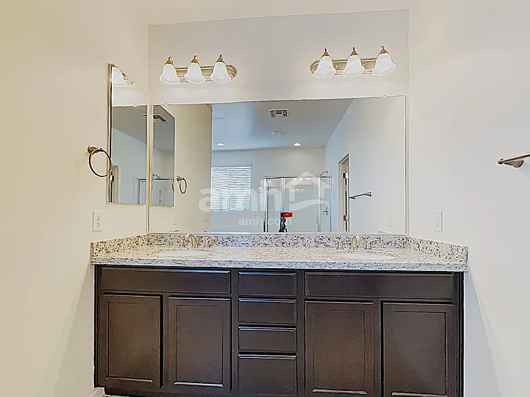 2264 S Osborn Ln — Photo 8