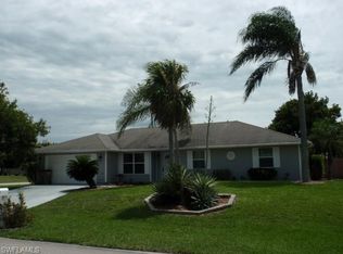 220 SE 17th St, Cape Coral, FL 33990