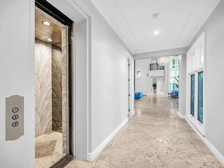 709 Idlewyld Dr — Photo 64