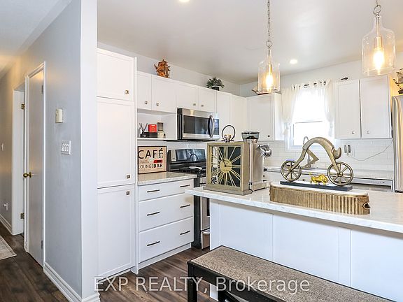3rd image of 177 Shannon St