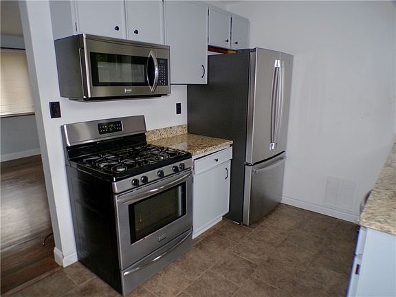 5th image of 1560 Duncan Dr