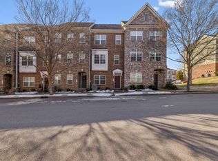 8202 Lenox Creekside Dr, Antioch, TN 37013