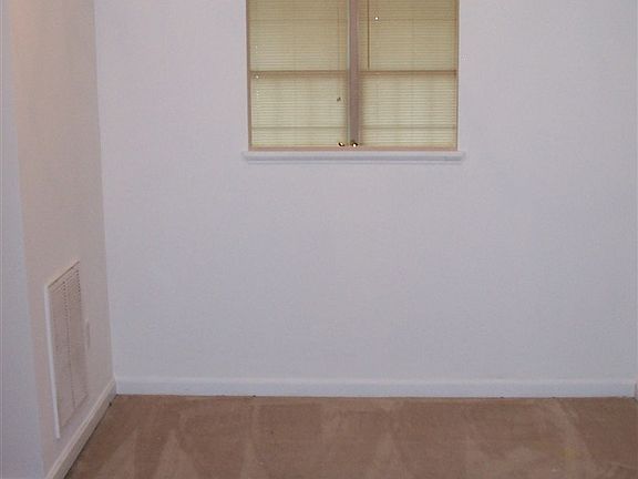5th image of 1131 Commercial Ct
