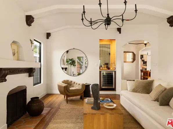 3401 W 41st St, Los Angeles, CA 90008